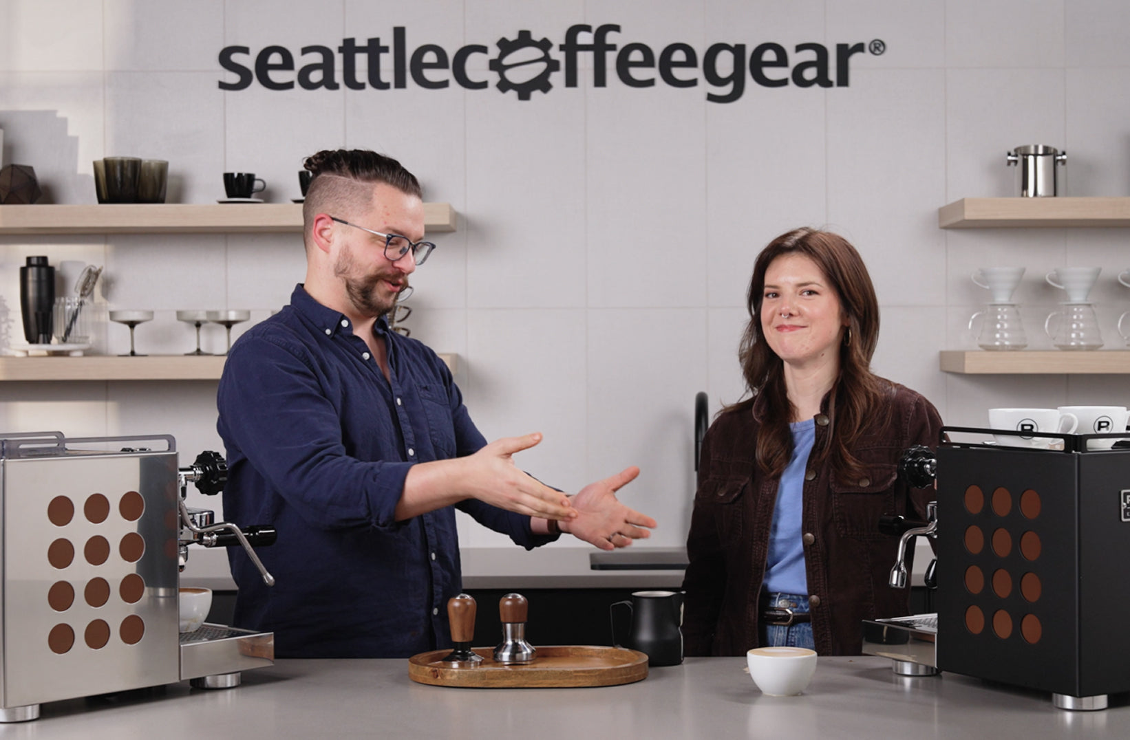 Realistic Latte Art Pouring as a Beginner